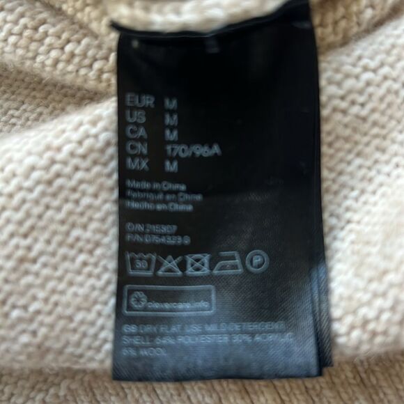 H&M Turtleneck Sweater Chunky Knit Oversized Beige Oatmeal Cream Size Medium - Picture 7 of 10